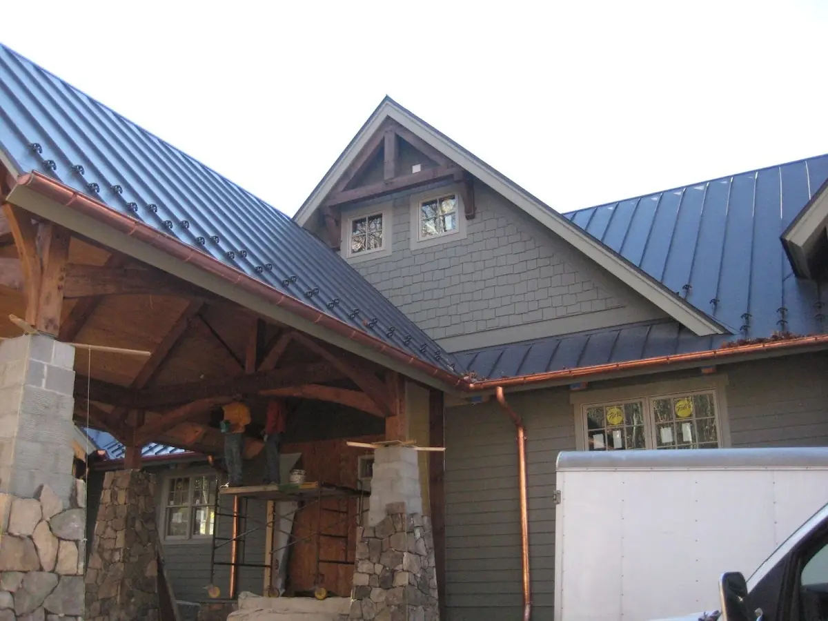 Craftsman Roofing team delivering quality roofing work in Federal Triangle